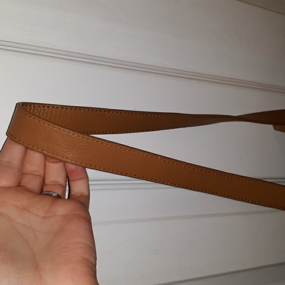 Tory Burch "Amanda" Fold Over Leather Crossbody Bag - Picture 13 of 17